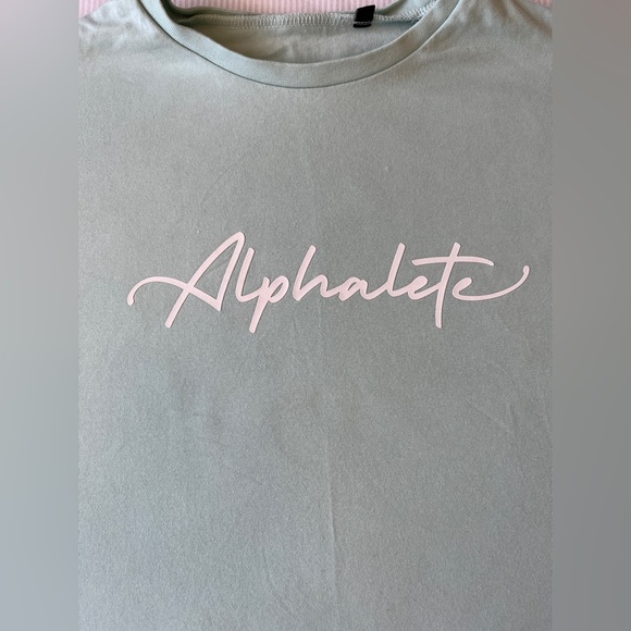 Alphalete Crop Top - Picture 2 of 5